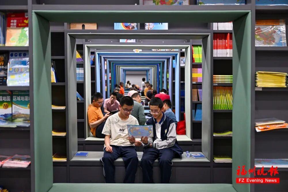 读城｜焕新出发 福州老书店的“破局”与“重生”