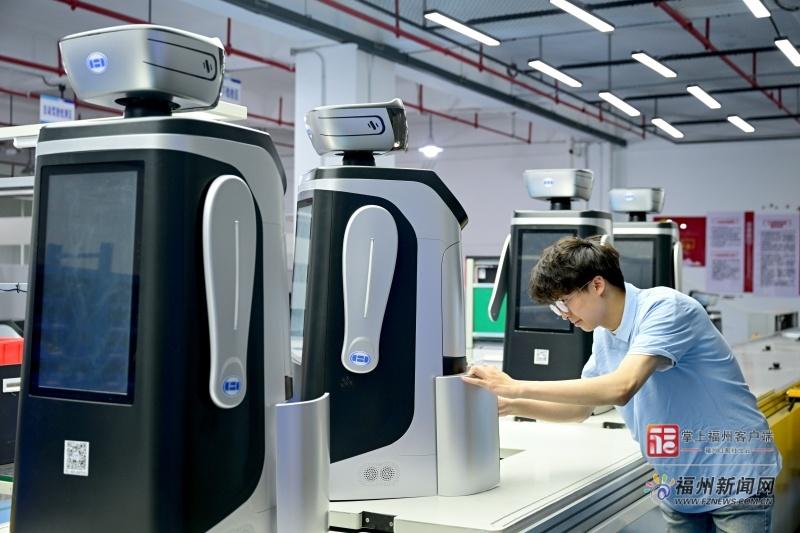“新”中有数｜厉害了！看“福州造”机器人十八般武艺！