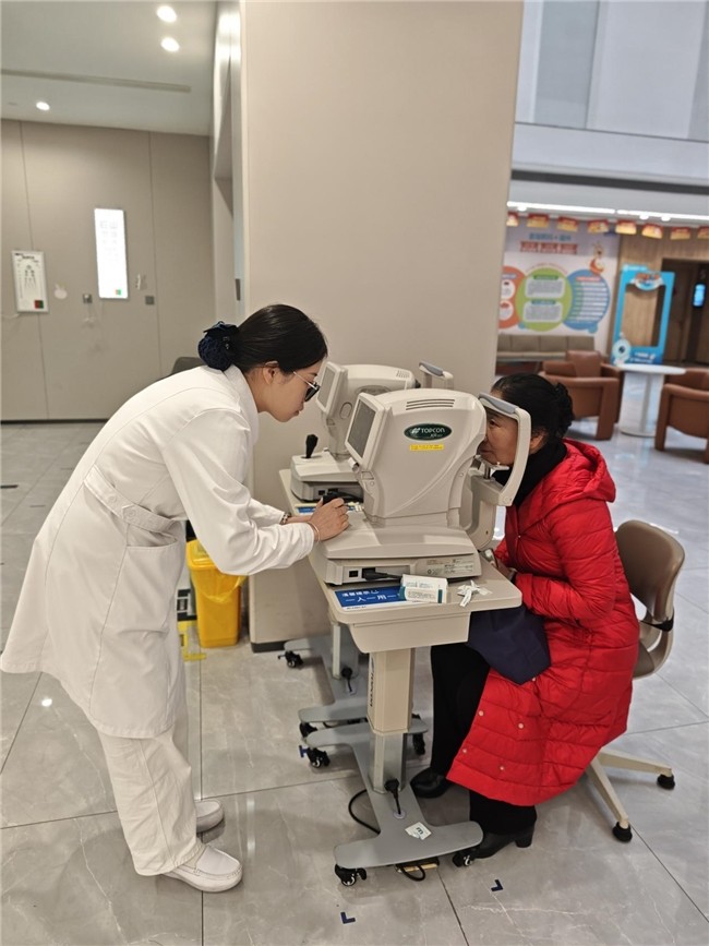 公益活动丨“学雷锋做志愿福州普瑞眼科志愿在行动