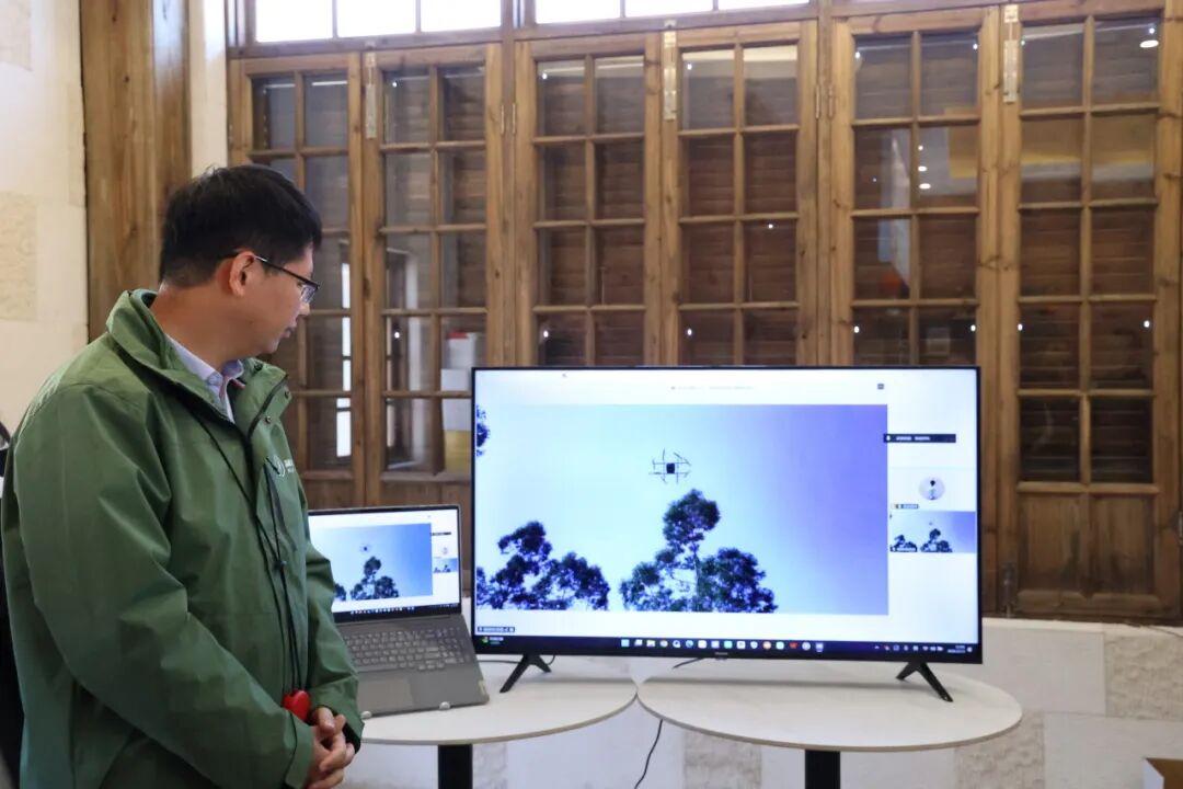 低空物流首飞柱岗顶 鼓岭开启“云端速达”新体验