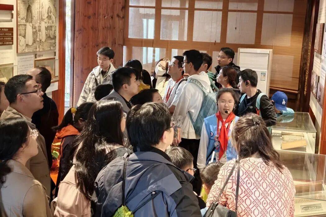 羡慕别人，成为别人，红领巾讲解员石宸伊把福州讲给你听