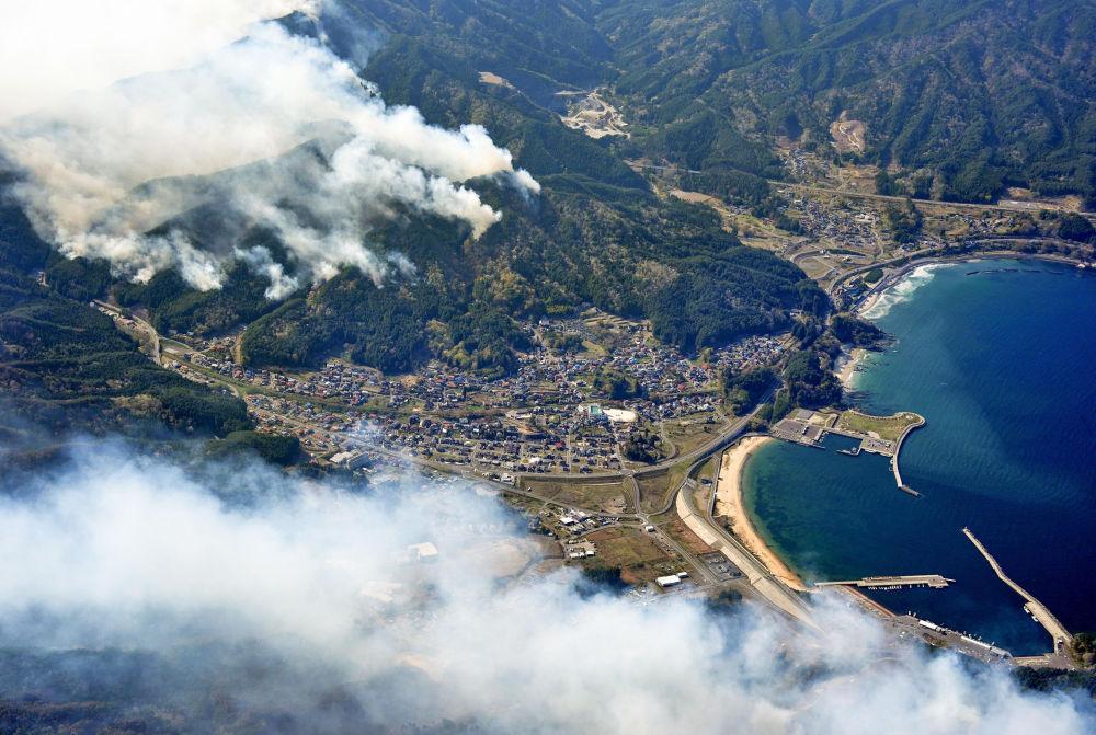日本多地山火肆虐 政府发布避难指示