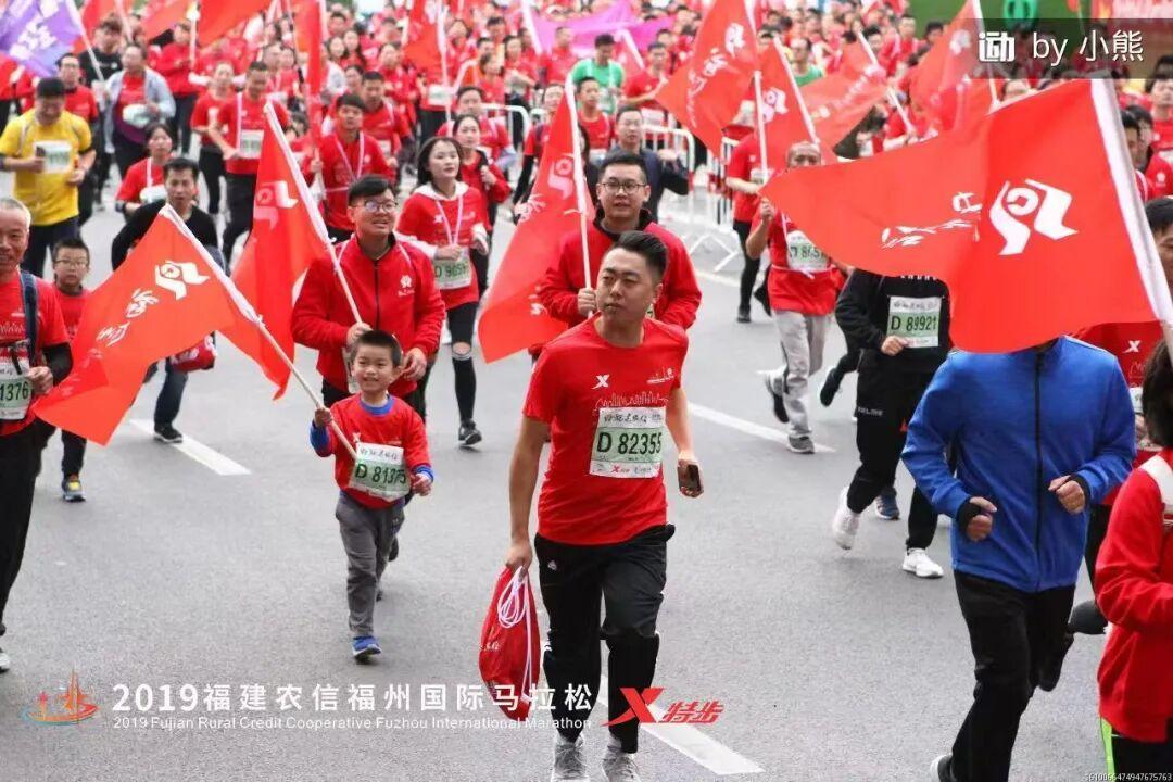 爬遍福建名山！长乐“小孩哥”火了，“社恐变社牛”！