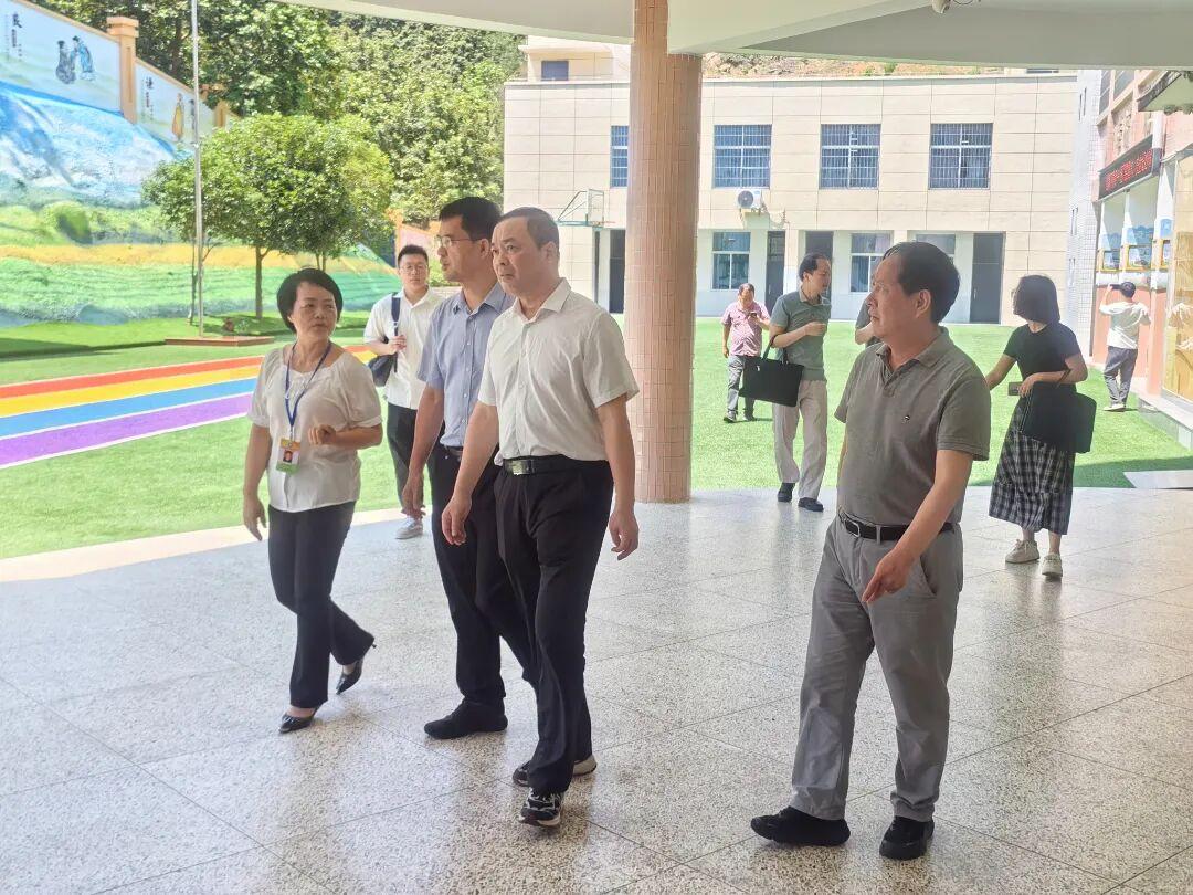 再续爱心约定！闽清县特殊教育学校孩子们收到的这份“微心愿”礼物，太暖了
