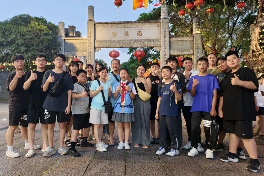 羡慕别人，成为别人，红领巾讲解员石宸伊把福州讲给你听