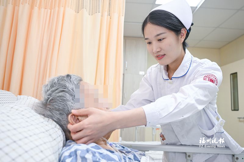 今天是“5·12”国际护士节 一起来看看“护理特种兵”的强悍实力