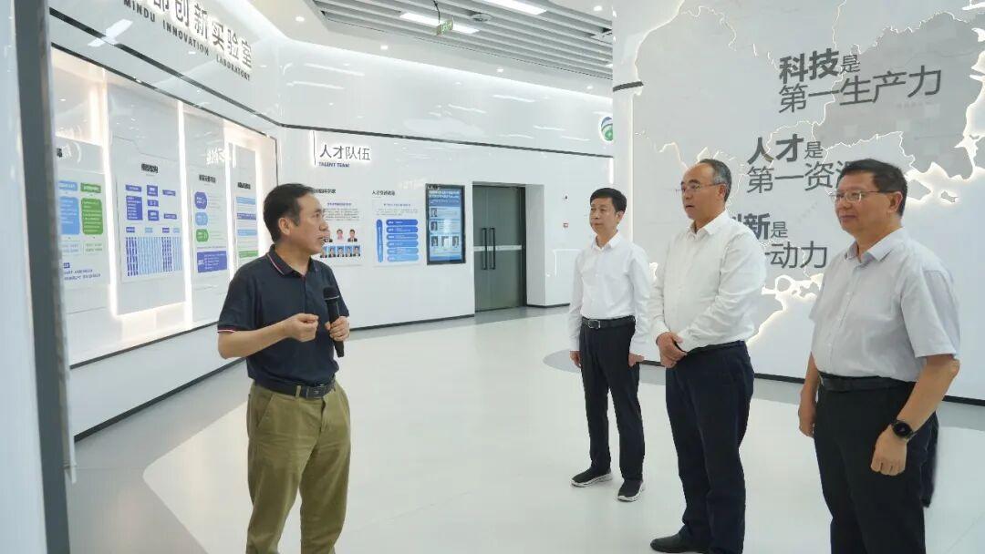 厦门大学校长、中国科学院院士胡文平一行莅临福州高新区调研