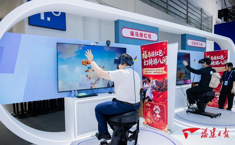 科技感满满！走，记者带你沉浸式逛展