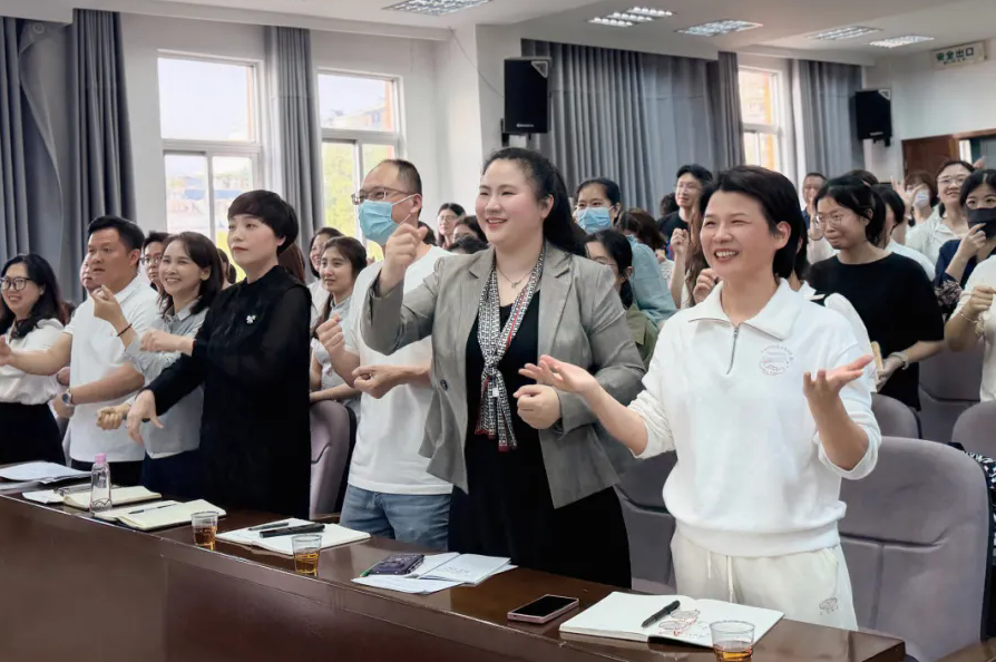 晋安校园里，小读者们的书香奇遇记