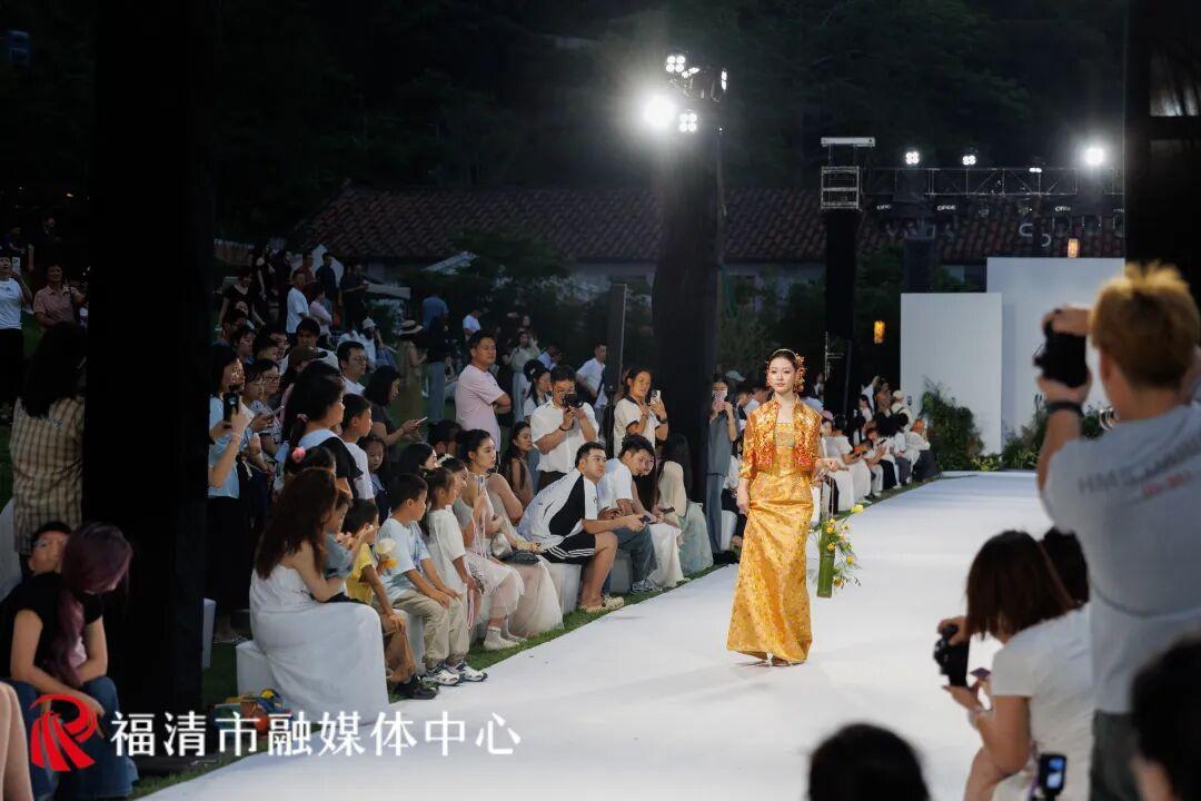 福清这场婚纱秀，把浪漫写进了青山里！