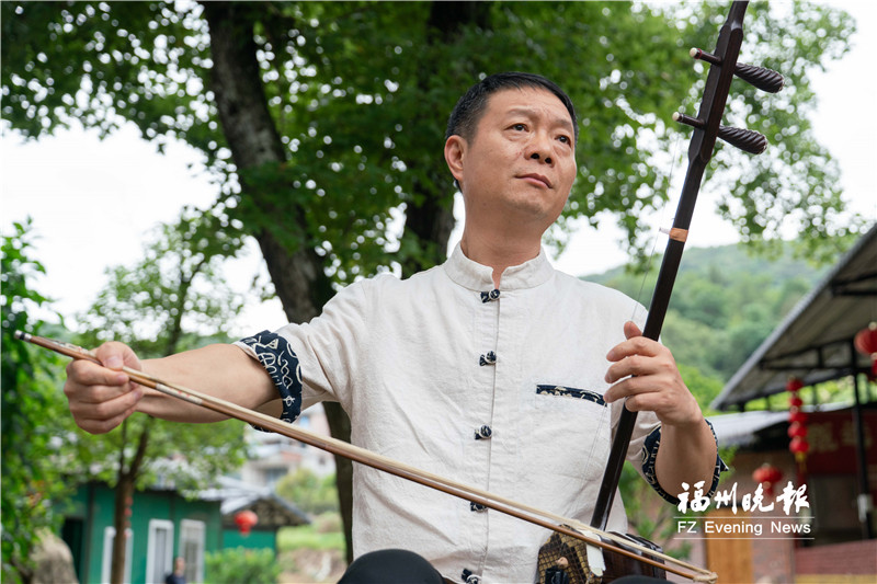 杨兴元：让二胡“说话”的闽剧人