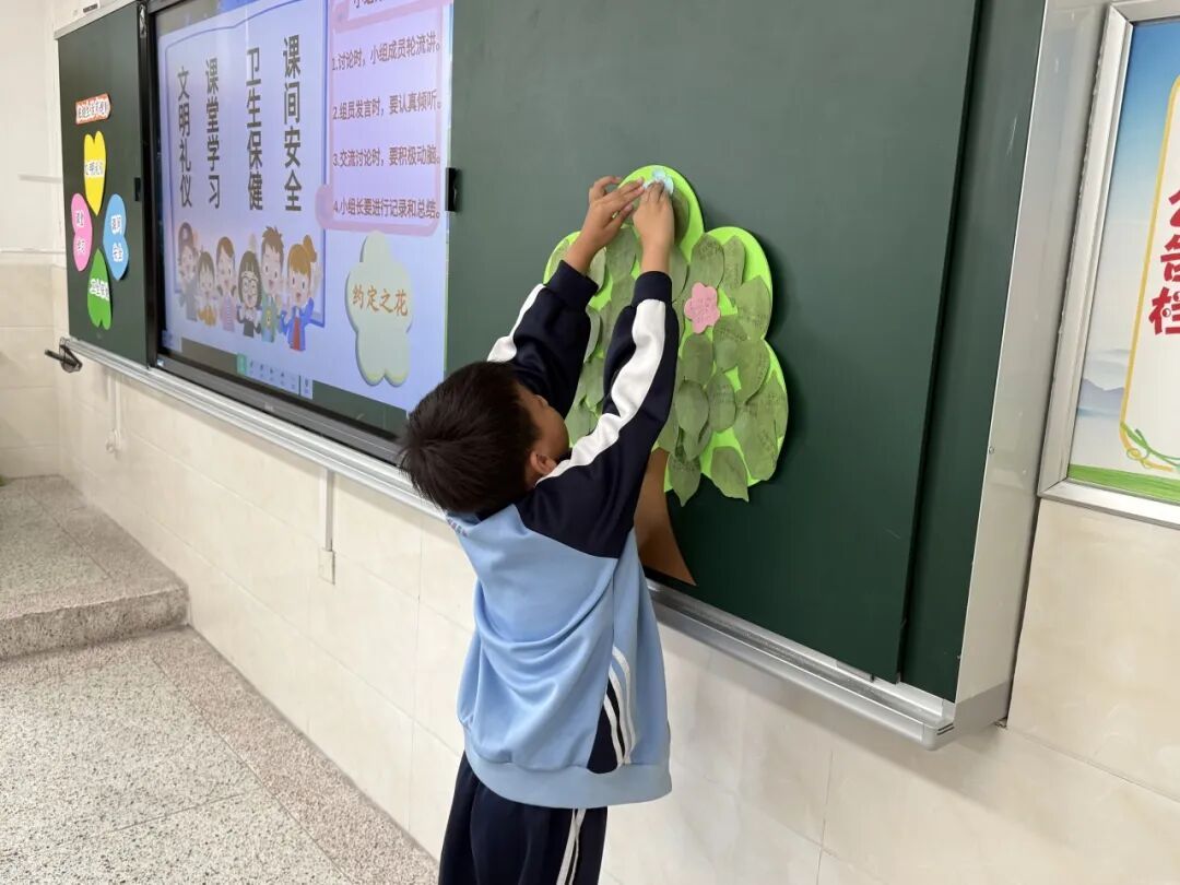 以爱为壤，让每一颗星辰少年都能自在闪耀光芒