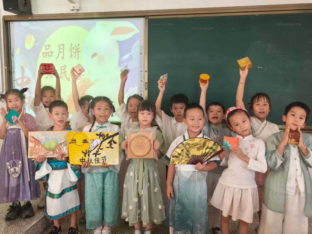以爱为壤，让每一颗星辰少年都能自在闪耀光芒