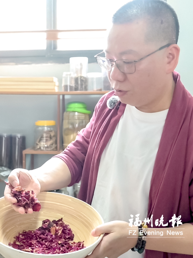 严响:传承闽都百年香韵 严响:传承闽都百年香韵