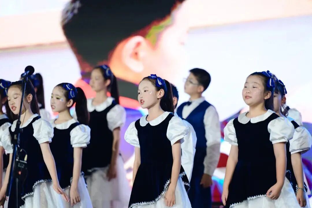 草坪音乐会影像集|象峰少年与星光同歌 草坪音乐会影像集|象峰少年与星光同歌