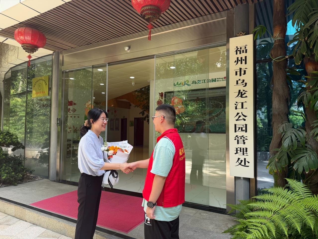 工人日报客户端关注！孤独症青年凭劳动实现就业梦