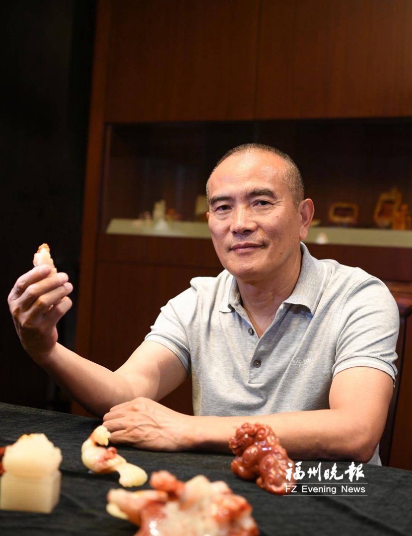 郭祥忍：方寸间 雕传奇