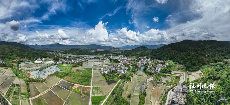 闽侯新坡村：“三位一体”富民兴村