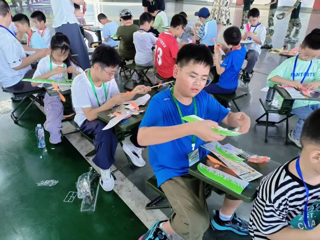 逐梦空天 国防砺志——晋安区顺利举办“党建+双拥”联盟2026年国防航空夏令营活动
