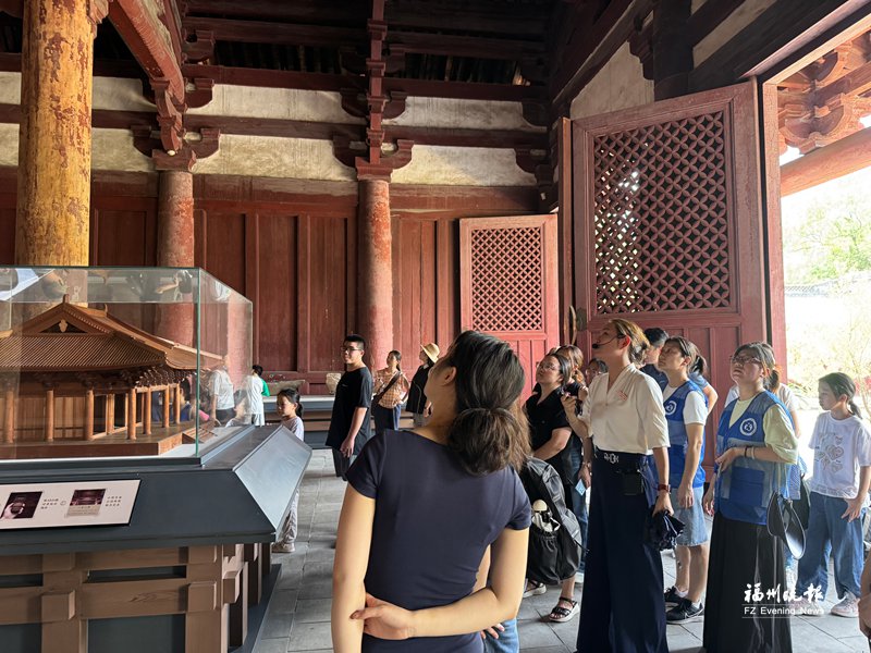 暑期研学团走进文庙与华林寺