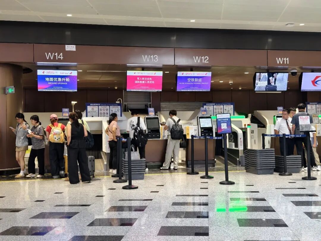 订错不到1小时，6000多元机票仅退600元，平台靠“小字陷阱”规避责任