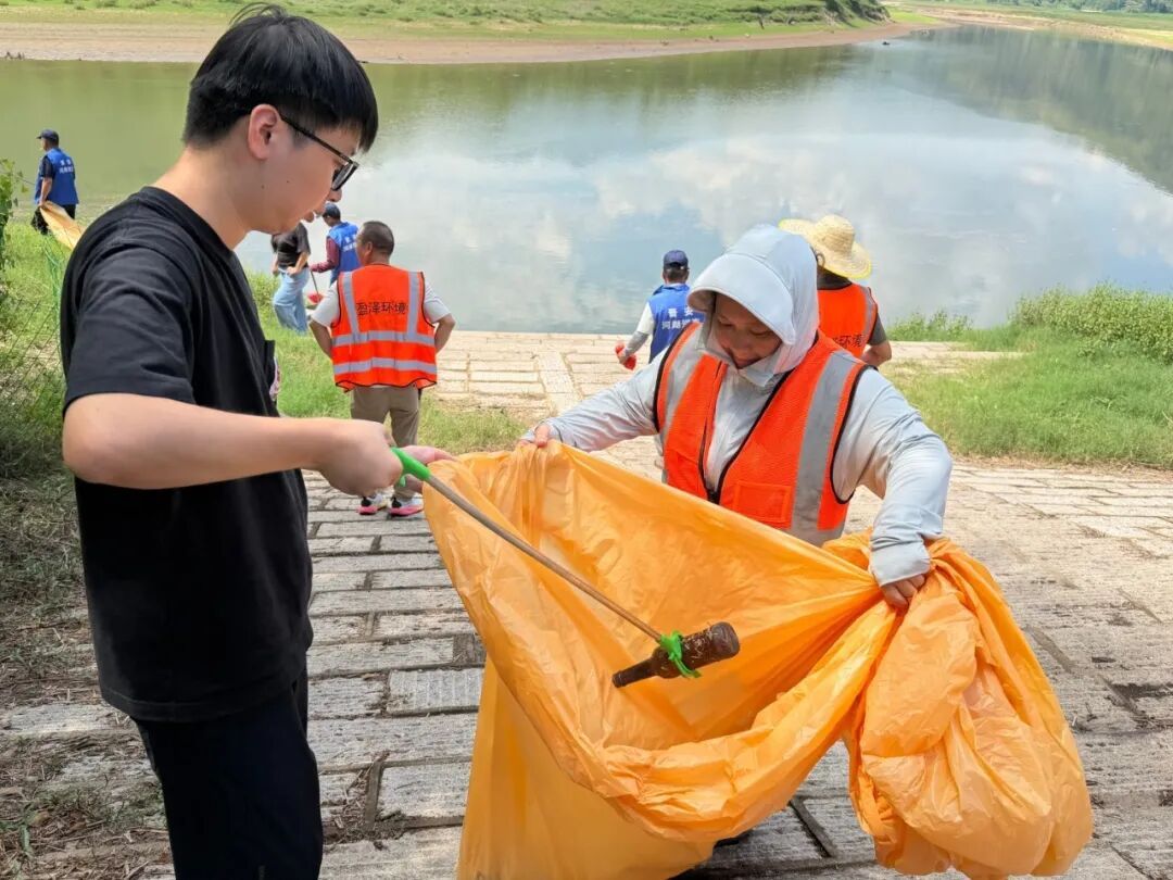 护河爱水、清洁家园！晋安在行动！