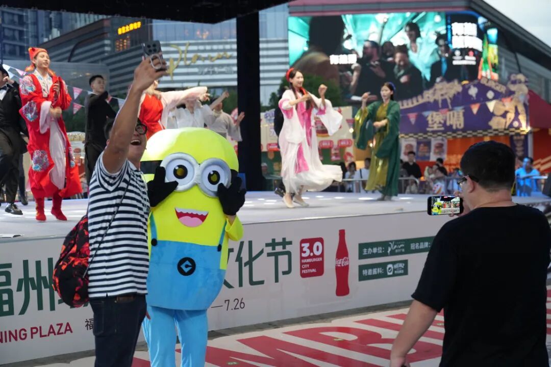 福州网络名人集体出动！带你解锁今夏看电影的正确姿势