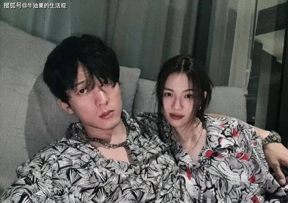 迪拜吵架 钟楚曦和侯雯元合照曝光,被调侃大小姐和黄包车夫