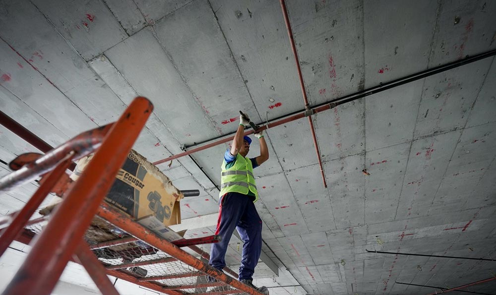 商品房楼梯踏步地面砖厚度（商品房楼层和地面距离）