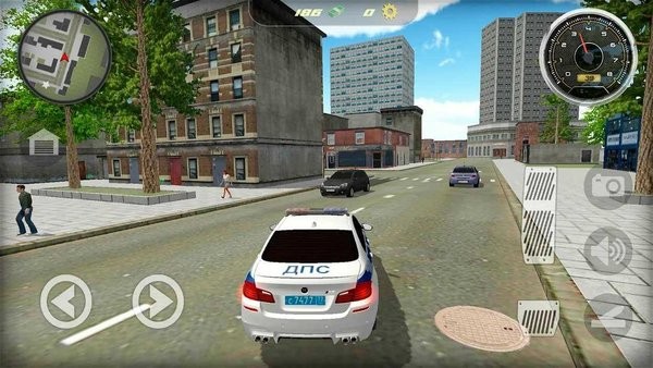 俄罗斯警察（Car Simulator M5: Russian Police）