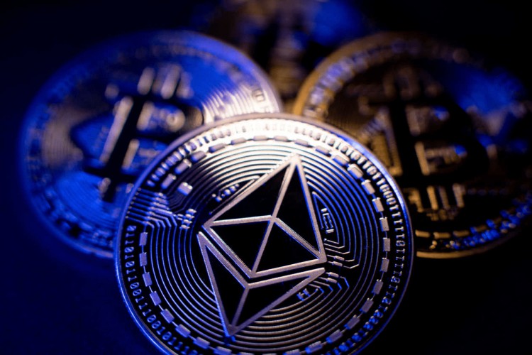 ETHEREUMPRICEANALYSISCONSOLIDATIONPHASEINDICATESNEARTERMVOLATILITY