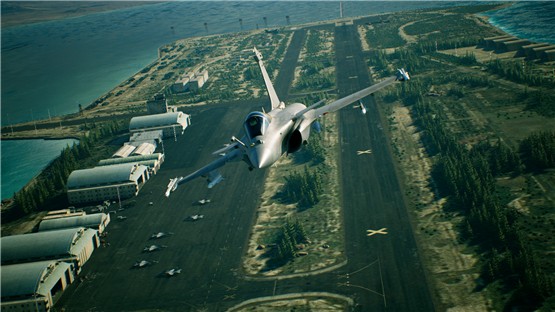 皇牌空战7未知空域十一项修改器