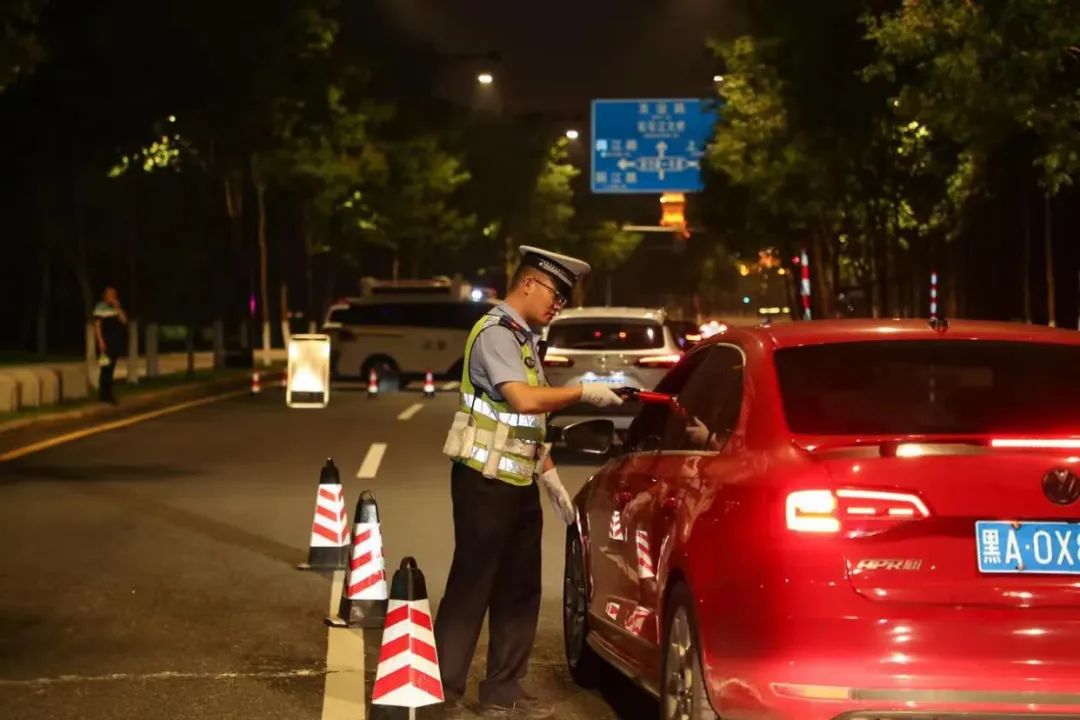 道路监控_道路监控杆施工造价_道路监控杆