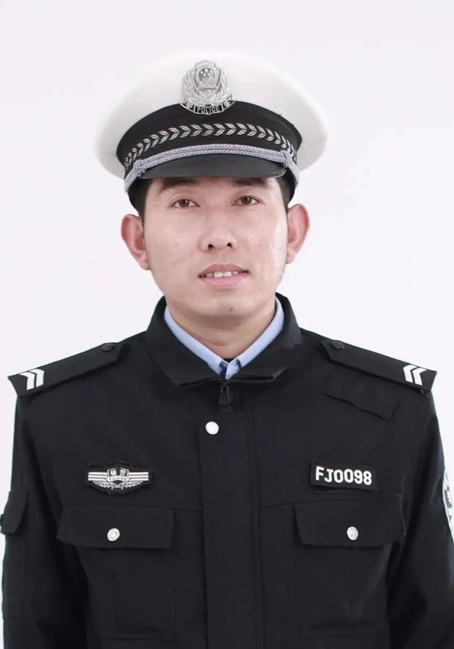 石岩红绿灯摄像头_石大路红荔路口监控_路口监控去哪里调取