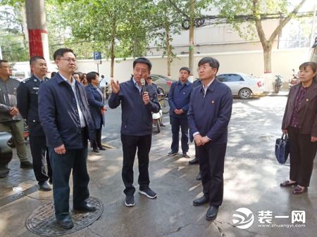 郑州二七区大学路街道老旧小区精进装修加装“智能门禁” 