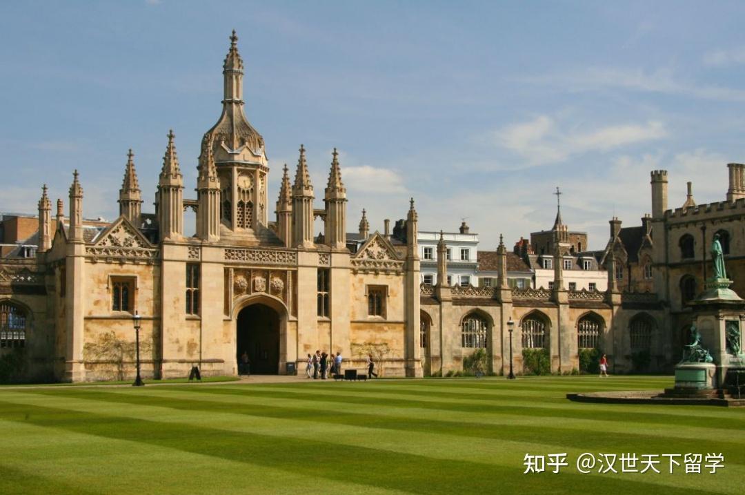 英国读大学难吗_到英国读大学简单吗_英国读大学读几年