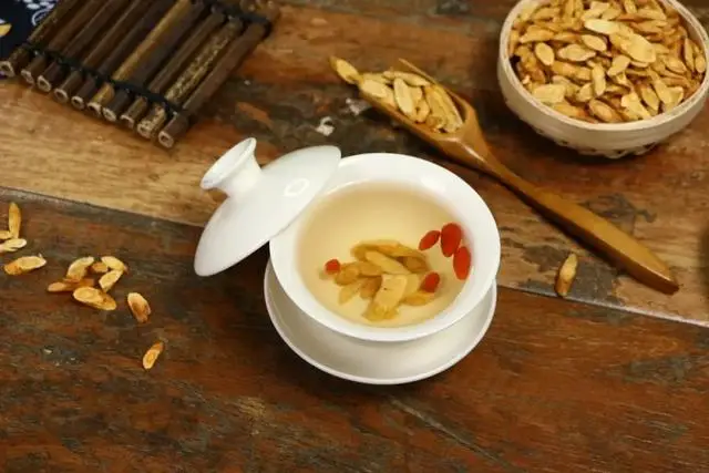 慢性胃炎胃阴亏虚_胃阴虚慢性胃炎_胃阴不足型慢性胃炎