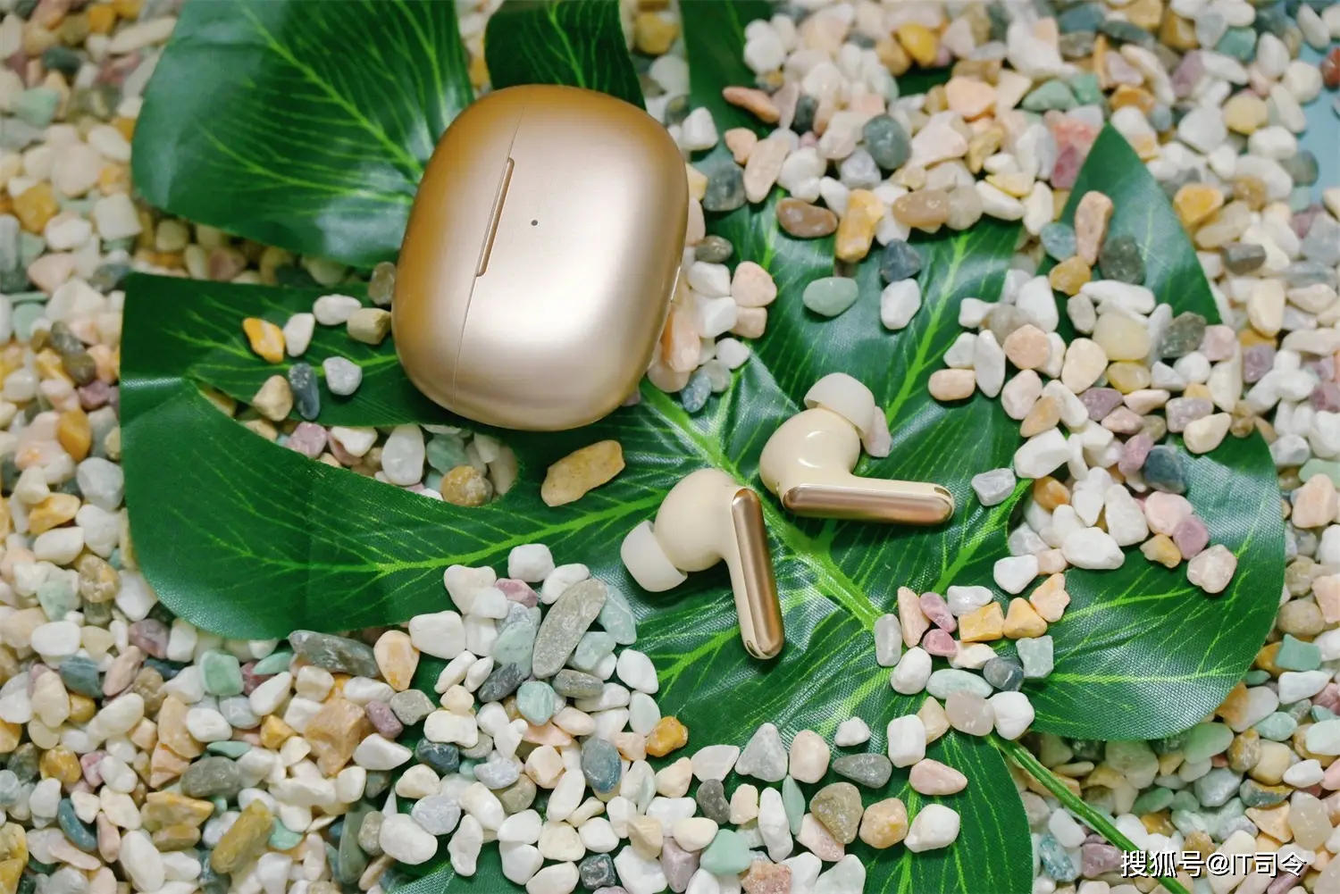 魅蓝note3拍照差_魅蓝手机拍照怎么样_魅蓝note3相机