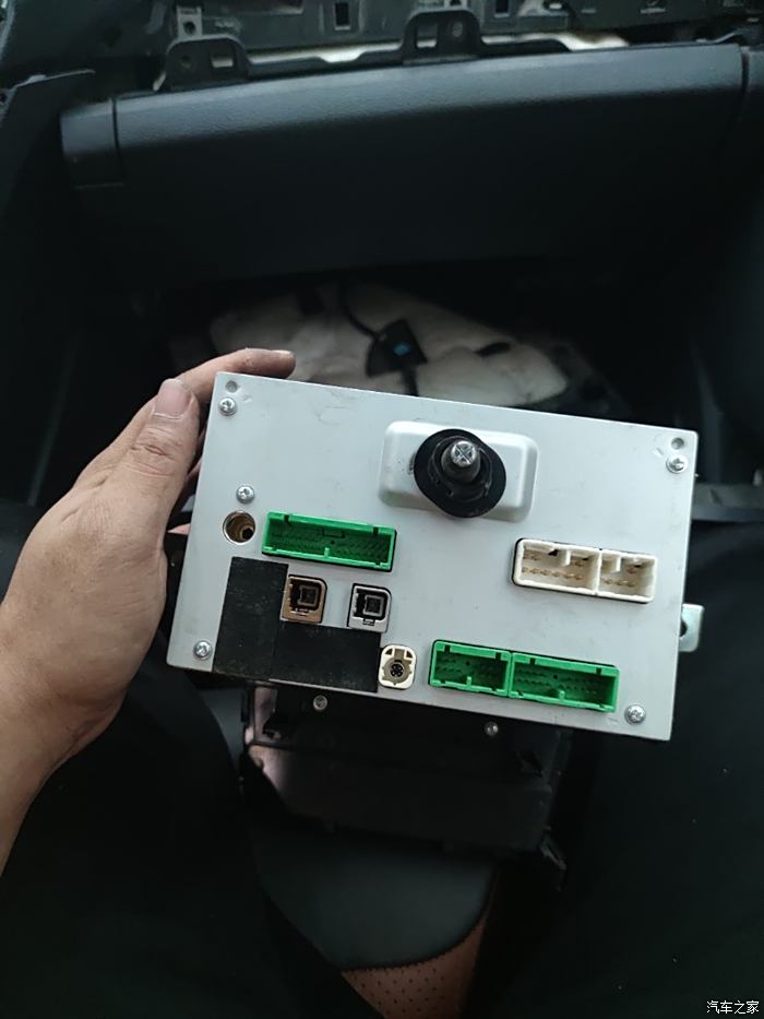 汽车是否每年都需要购买车船税_汽车gps antenna是什么_汽车是动产还是不动产