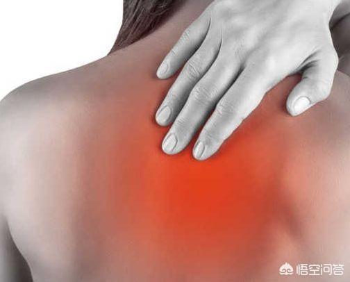 前胸后背都有红痣_胸前后背有红痣代表什么_前胸后背疼有红痣