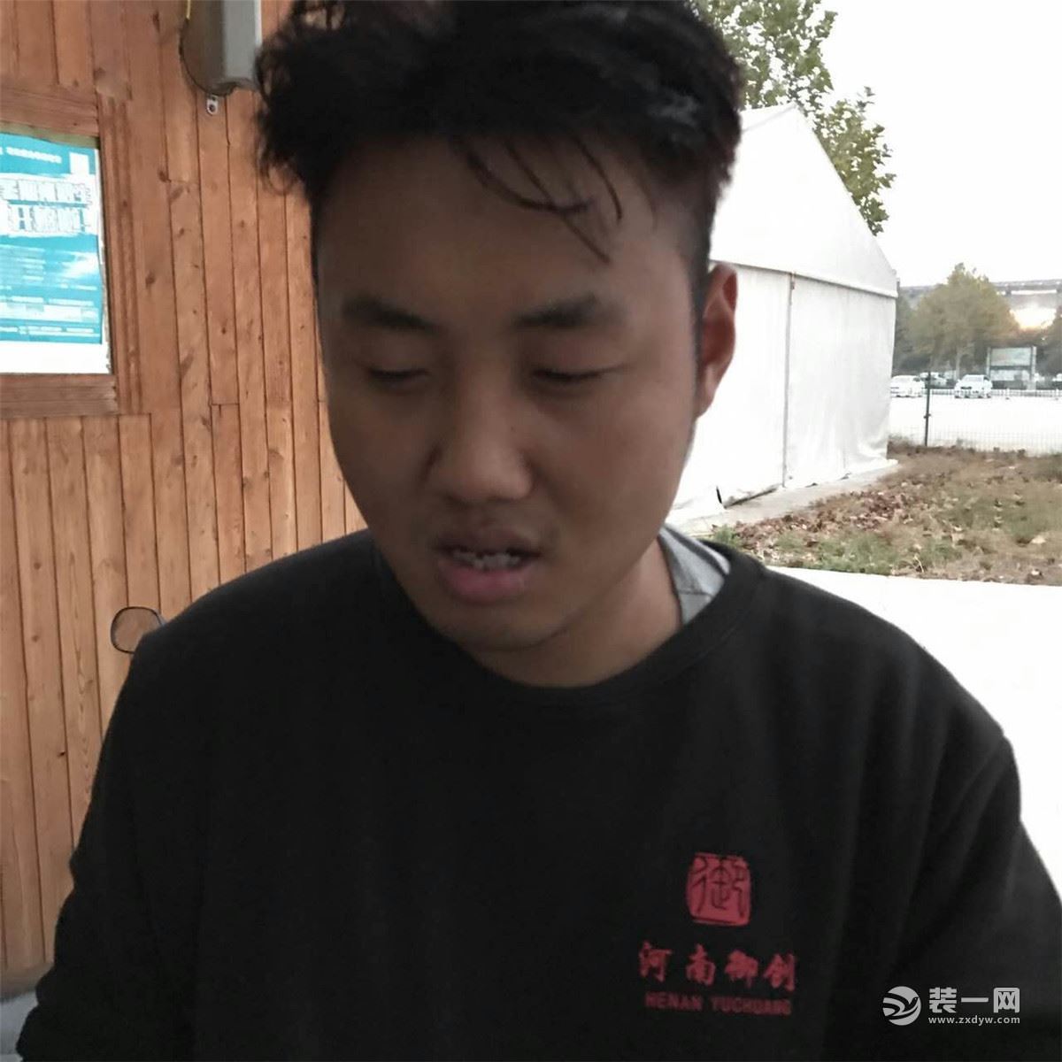 河南御创装饰秋季拓展训练现场图