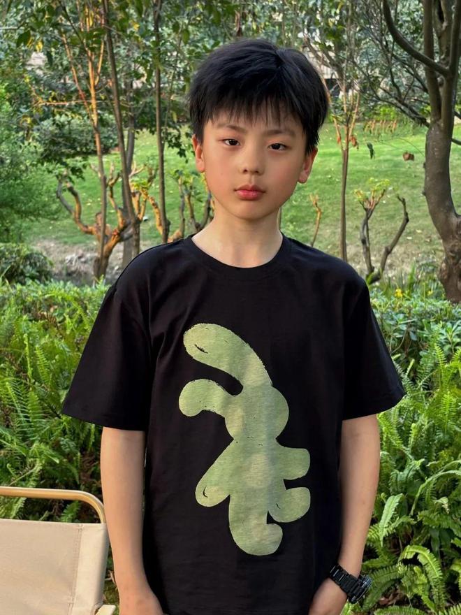 宝宝奶后打嗝_喂完奶宝宝打嗝是吃饱了吗_宝宝吃完奶打嗝很久