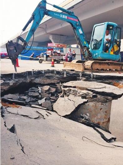 路面施工协议_道路工程施工协议书_公路施工协议