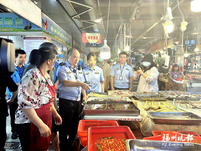 “你点我检”走进学军路农贸市场