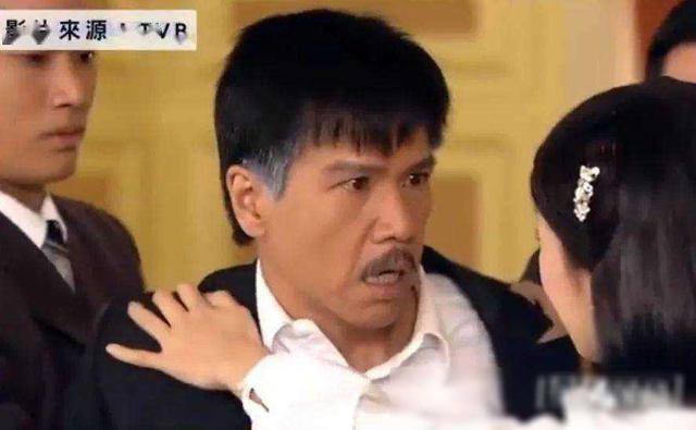 电视剧哮喘发病吸的是什么_男演员哮喘发作电视剧_电视剧哮喘病突发视频