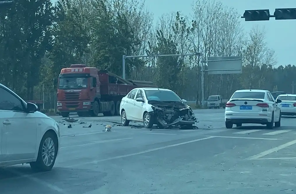 道路监控摄像机_道路监控摄像头种类与作用_道路监控设备