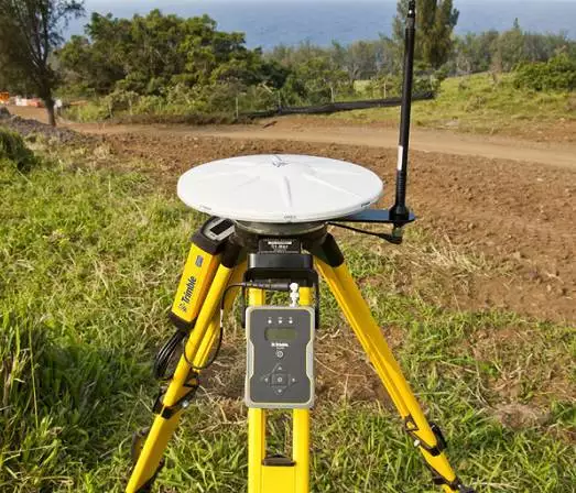 gps rtk工作原理 测量土地_土地测量仪原理_测量土地的工作叫什么