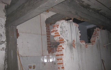 37919569_1.jpg