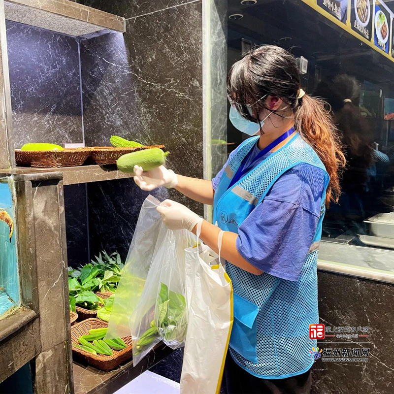 “一月一选 你点我检”执法行动突击检查兴仙饭店（马尾总店）
