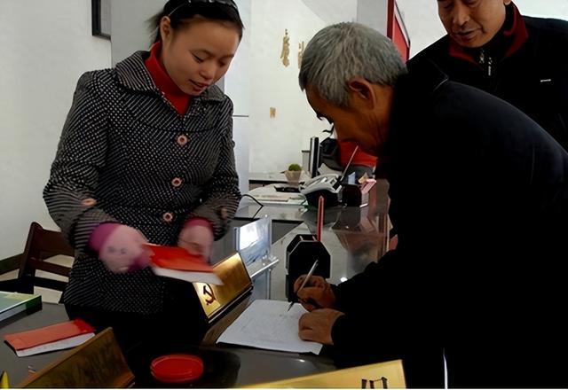 新疆18岁身份证号大全_新疆身份证号码_新疆身份证名称